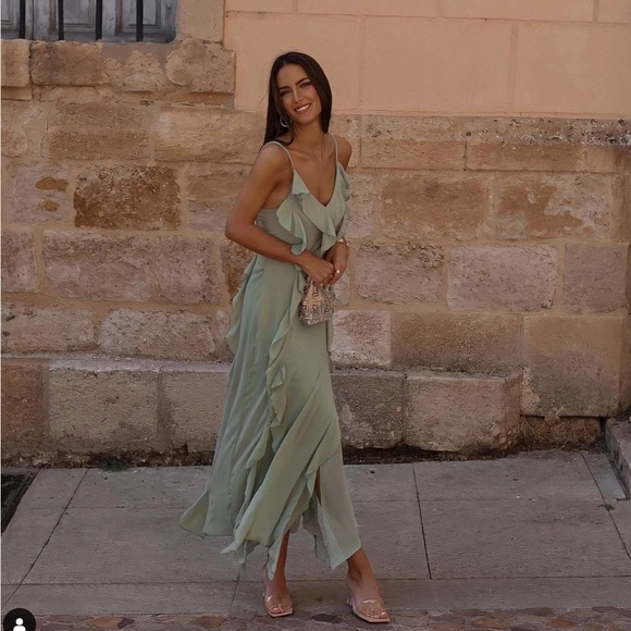 Zara Dresses & Skirts - ZARA SS23 Sea Green Ruffle Maxi Dress Spaghetti Straps XS
